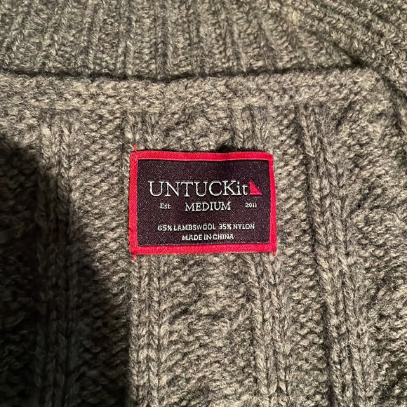 Untuckit Mens sweater - Picture 2 of 2